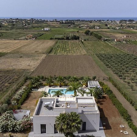 فيلا Bellavista مينفي المظهر الخارجي الصورة